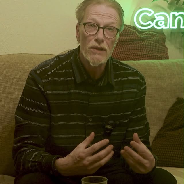 Du hast Probleme beim Einschlafen? Mario von @cia.tv.420 erklärt dir in der neuen Folge wie ZEN dir bei einer Schlafstör